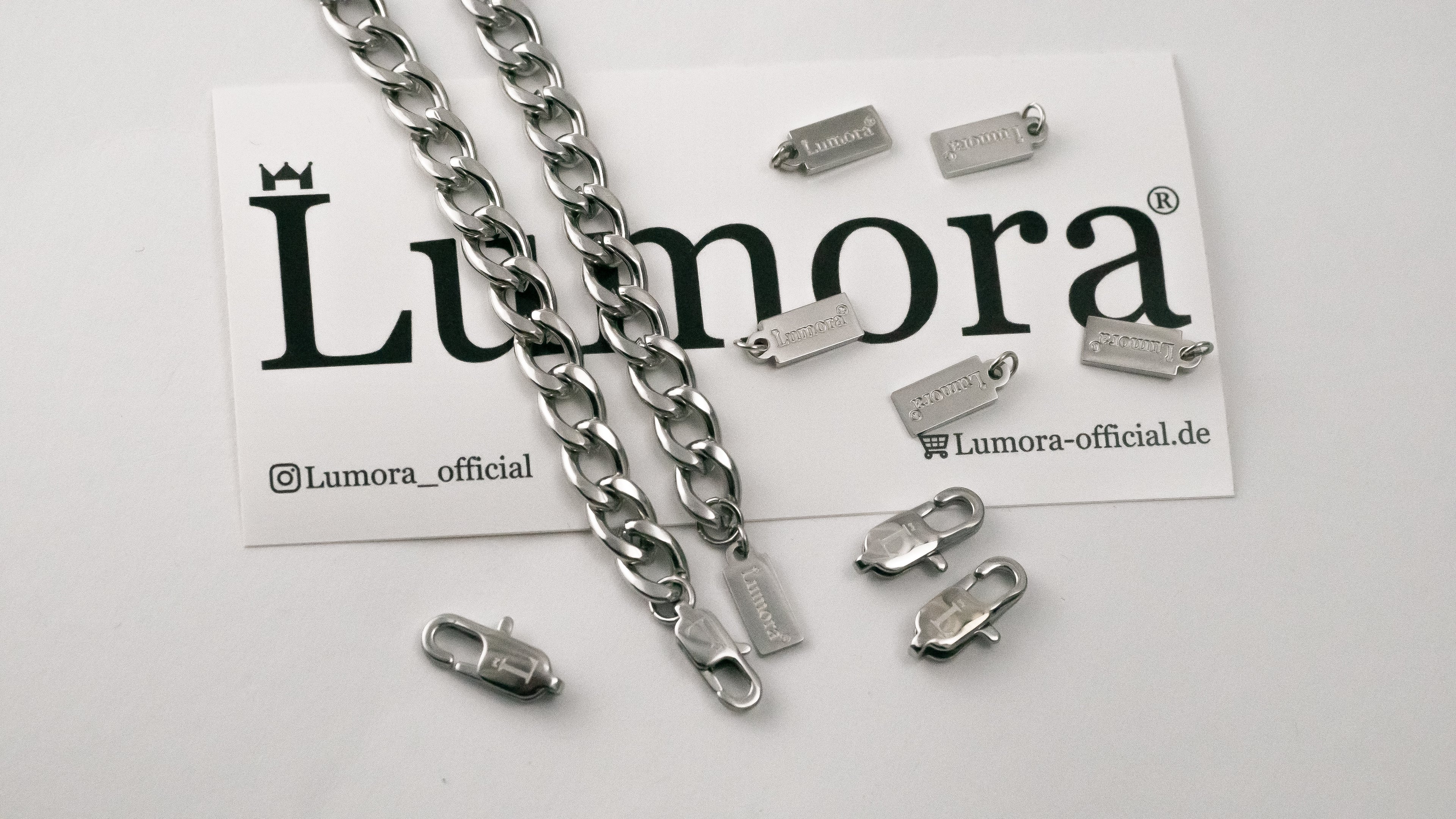 Cuban Chain, Lumora Official Sticker