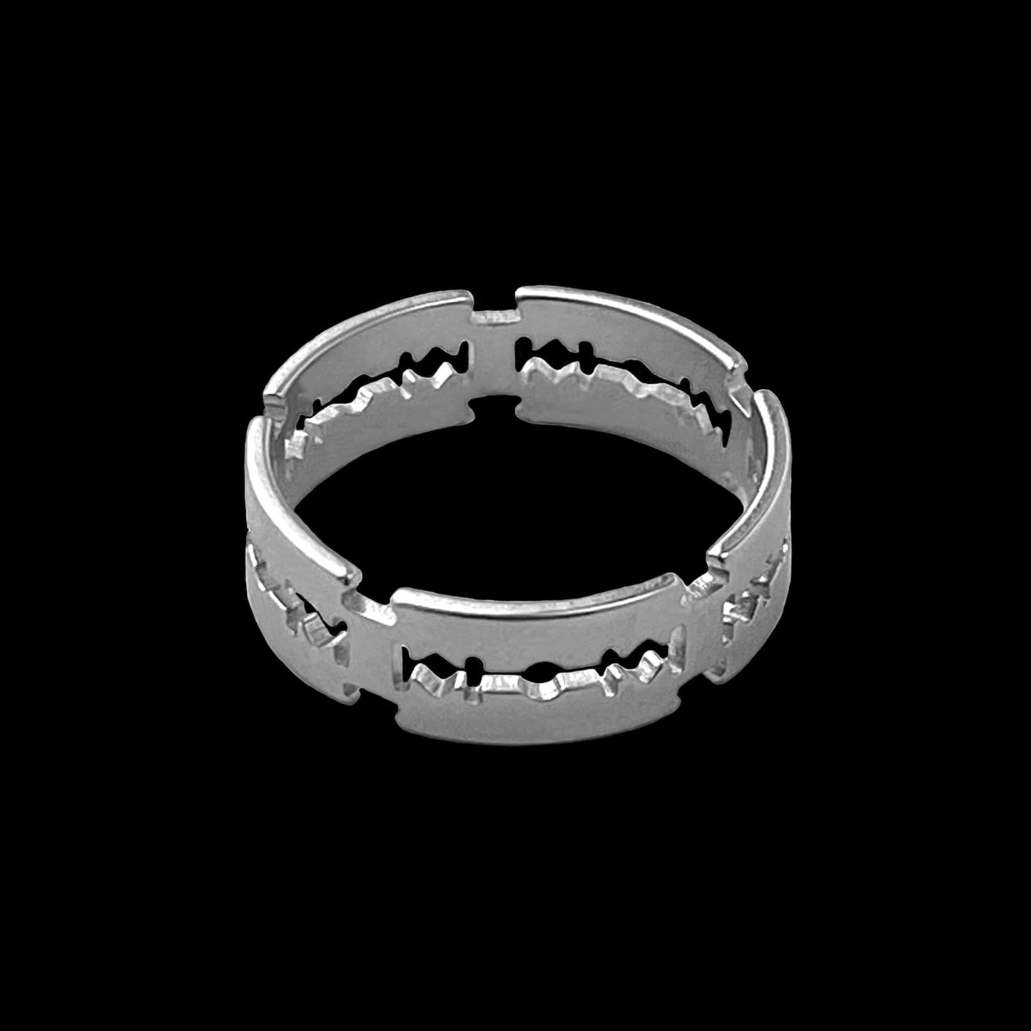 Razorblade Ring